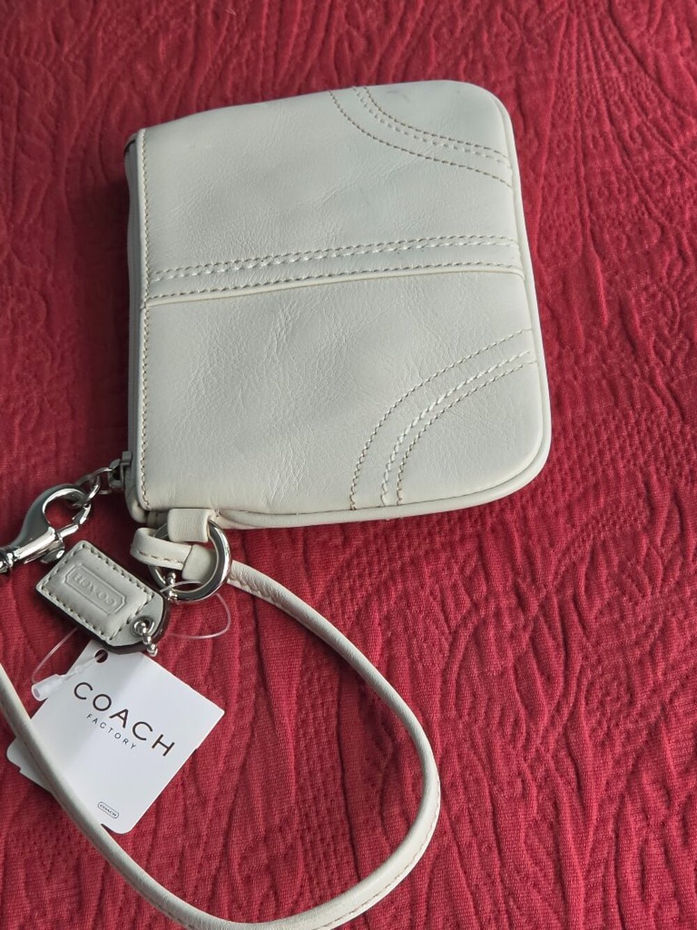 COACH WRISTLET, LEATHER WALLET NWT, OFF WHITE